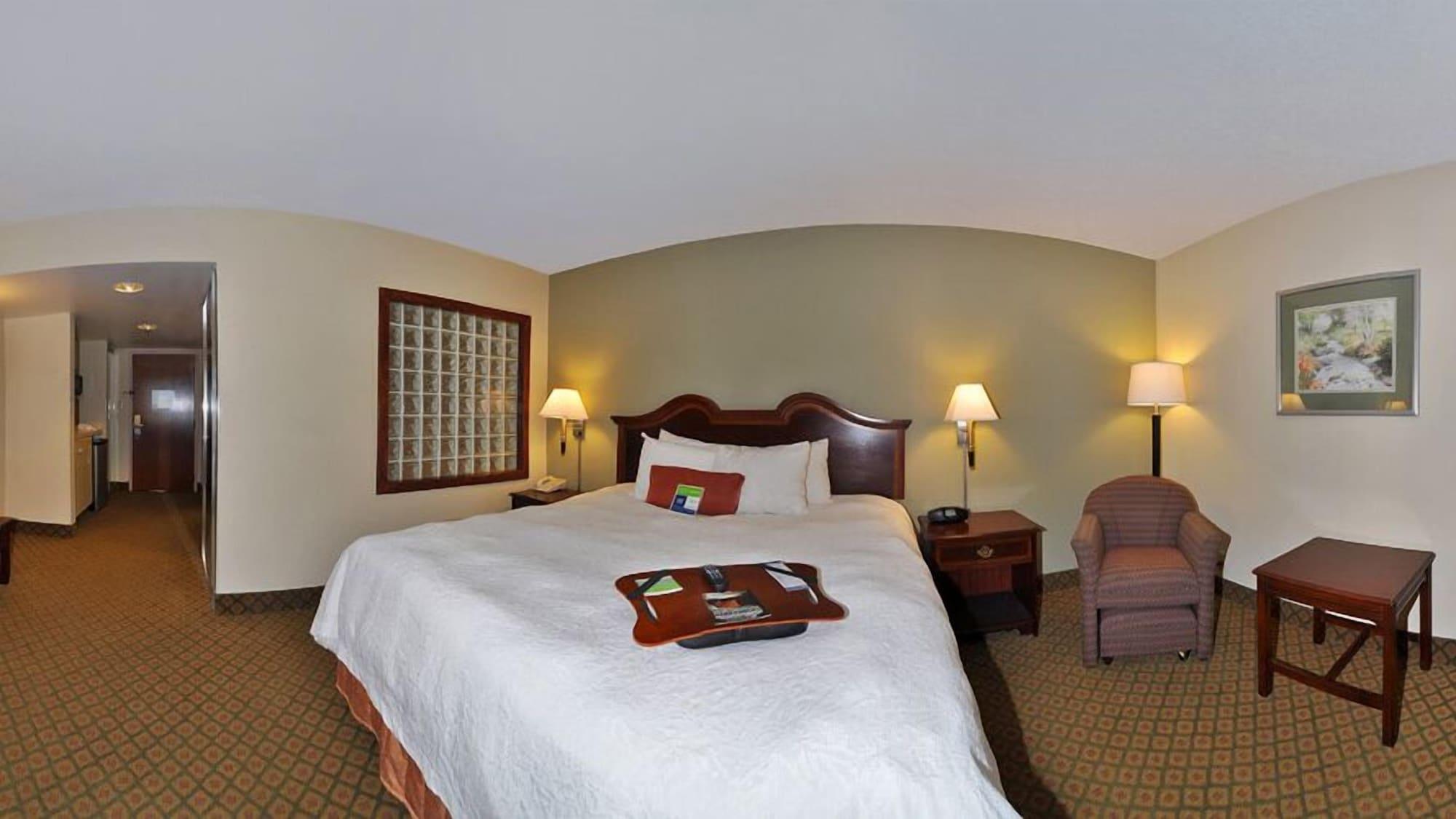 Hampton Inn South Hill Exterior photo