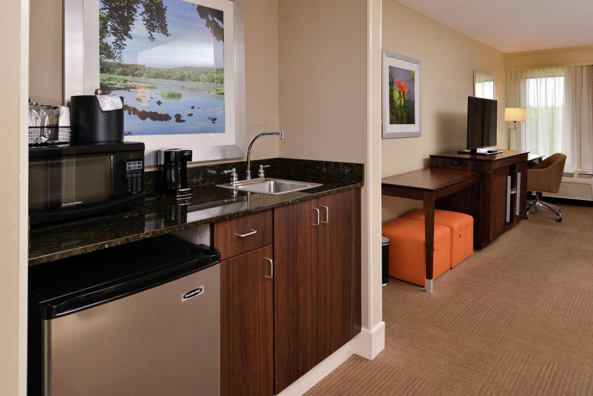 Hampton Inn South Hill Exterior photo