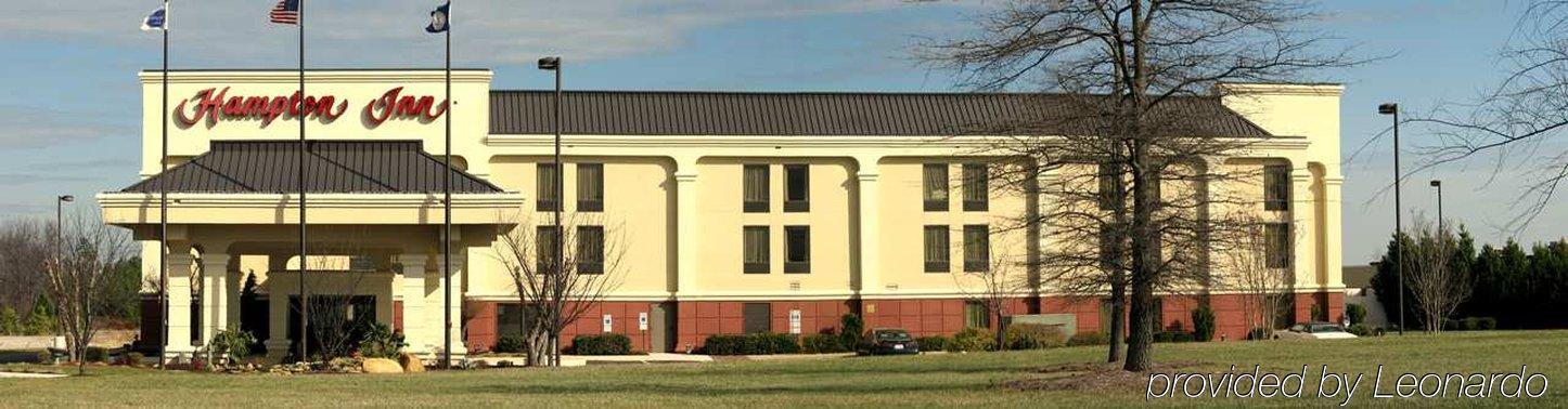Hampton Inn South Hill Exterior photo